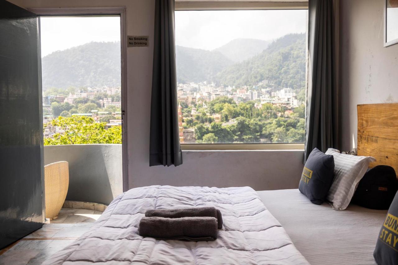 Bunkstay Coworking Hostel & Glamping Rishīkesh Eksteriør billede